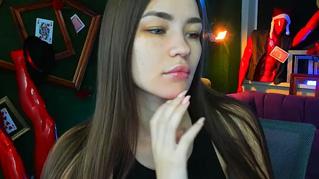 Snapshot of lollyrais chatting on 12/18/25, 09:36 lollyrais online show from 12/18/25, 09:36