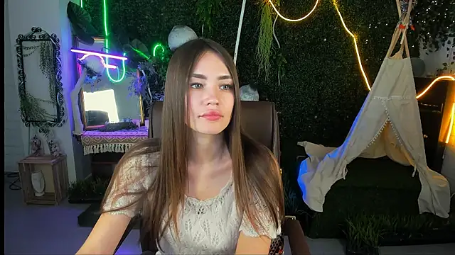 Snapshot of lollyrais chatting on 11/10/25, 01:16 lollyrais online show from 11/10/25, 01:16