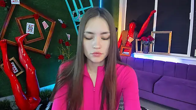 Snapshot of lollyrais chatting on 11/04/25, 09:02 lollyrais online show from 11/04/25, 09:02