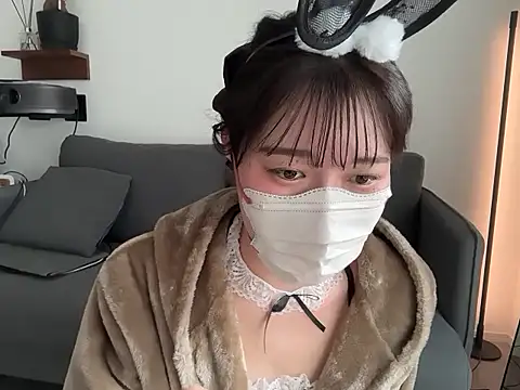 karenchaaan online show from 10/30/25, 03:27