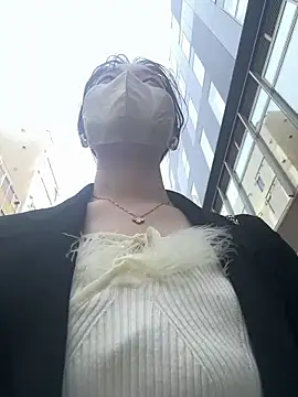 karenchaaan online show from 04/19/26, 06:36