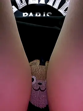 YennyeLa online show from 02/06/26, 01:51