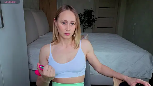 MissNatali  online show from 05/07/26, 01:43