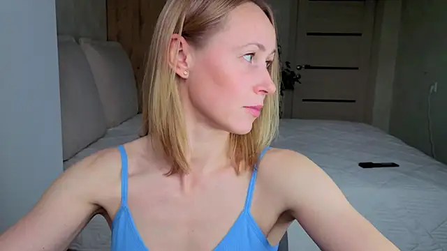 MissNatali  online show from 04/13/26, 02:15