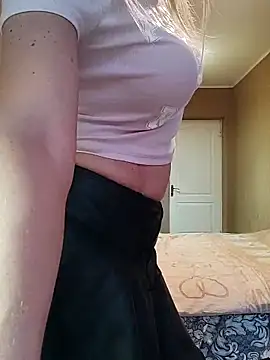 SelinaLovqx online show from 11/13/25, 12:31