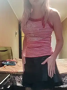 SelinaLovqx online show from 12/22/25, 12:16