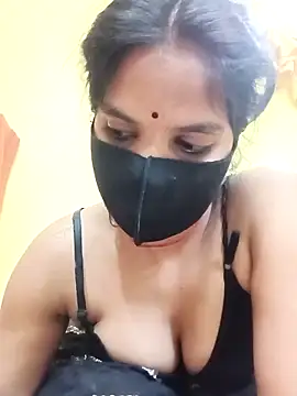Snapshot of Shreya-750 chatting on 03/29/26, 03:57 Shreya-750 online show from 03/29/26, 03:57