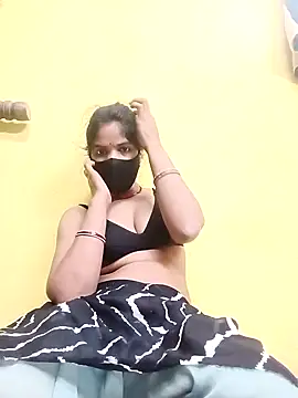 Snapshot of Shreya-750 chatting on 03/10/26, 08:24 Shreya-750 online show from 03/10/26, 08:24