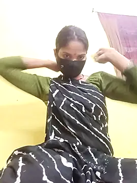 Shreya-750 online show from 11/26/25, 08:47