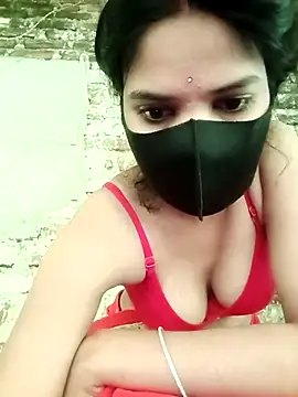 Shreya-750 online show from 02/18/26, 01:58