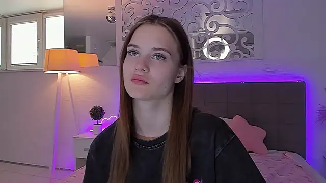 LuisaClover online show from 05/10/26, 12:42