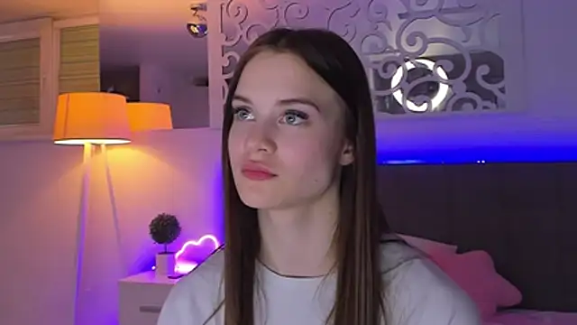 LuisaClover online show from 03/14/26, 01:22