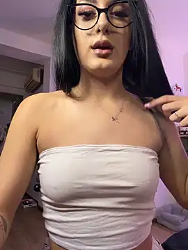 claraseloura online show from 12/15/25, 07:20