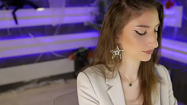 Snapshot of SexyCelline chatting on 11/05/25, 05:21 SexyCelline online show from 11/05/25, 05:21