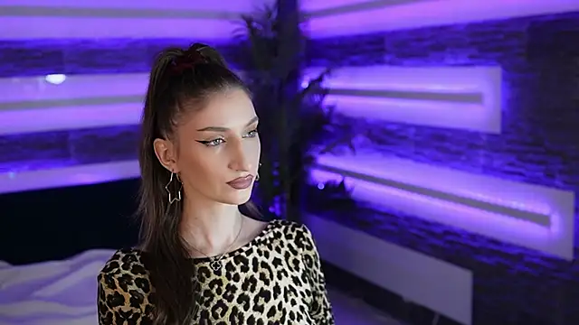 Snapshot of SexyCelline chatting on 10/24/25, 04:22 SexyCelline online show from 10/24/25, 04:22