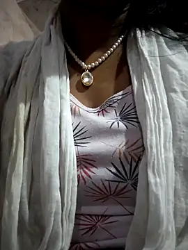 Snapshot of Ezabelljohn chatting on 03/05/26, 01:19 Ezabelljohn online show from 03/05/26, 01:19