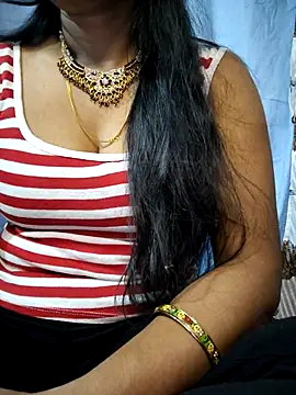 Snapshot of Ezabelljohn chatting on 04/11/26, 04:43 Ezabelljohn online show from 04/11/26, 04:43