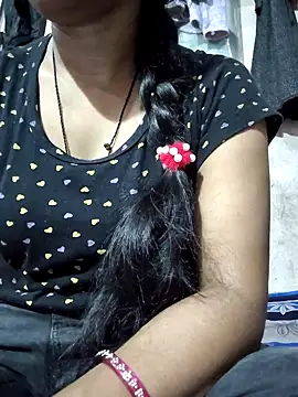 Snapshot of Ezabelljohn chatting on 02/18/26, 03:30 Ezabelljohn online show from 02/18/26, 03:30