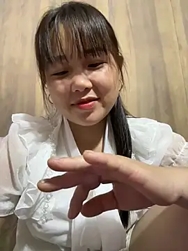 love pusy09 online show from 05/12/26, 12:51