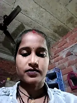 Snapshot of Hot_princess_1 chatting on 10/30/25, 05:32 Hot princess 1 online show from 10/30/25, 05:32