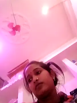 Snapshot of Hot_princess_1 chatting on 12/20/25, 07:00 Hot princess 1 online show from 12/20/25, 07:00