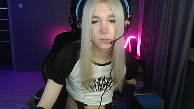 stiff boys online show from 12/03/25, 06:29