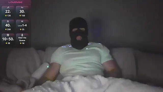 Masked Bull38 Uk online show from 10/24/25, 06:18