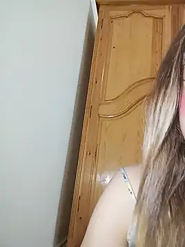 indilasixeey online show from 05/15/26, 03:37