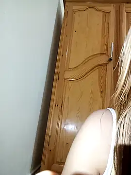 indilasixeey online show from 02/13/26, 02:00