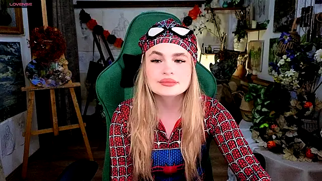 Jessi wxw online show from 10/31/25, 11:29