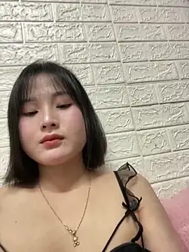 Emma sexy98 online show from 12/19/25, 02:41