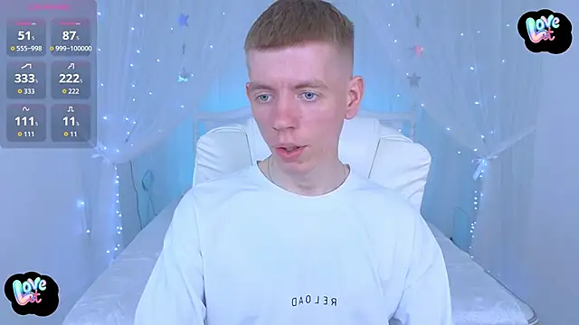 Cristian  Dior online show from 04/17/26, 09:45