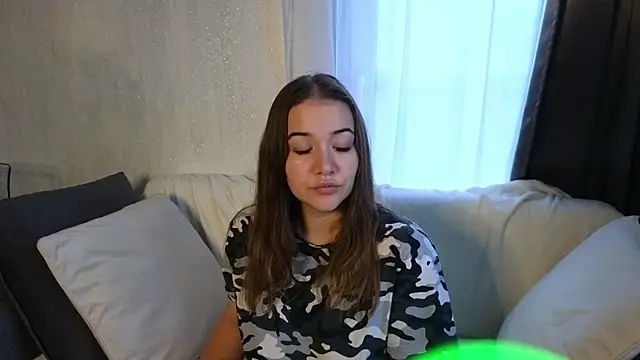 Snapshot of Biancka_ chatting on 11/25/25, 06:03 Biancka online show from 11/25/25, 06:03