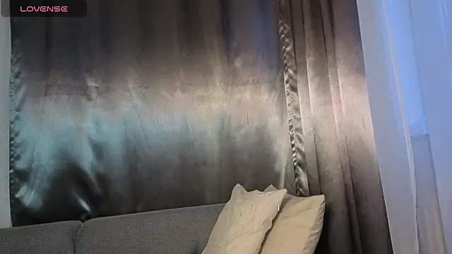 Snapshot of Biancka_ chatting on 03/12/26, 04:40 Biancka online show from 03/12/26, 04:40