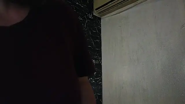 Snapshot of Biancka_ chatting on 12/16/25, 05:33 Biancka online show from 12/16/25, 05:33