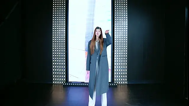 U1-mmm online show from 10/30/25, 08:45