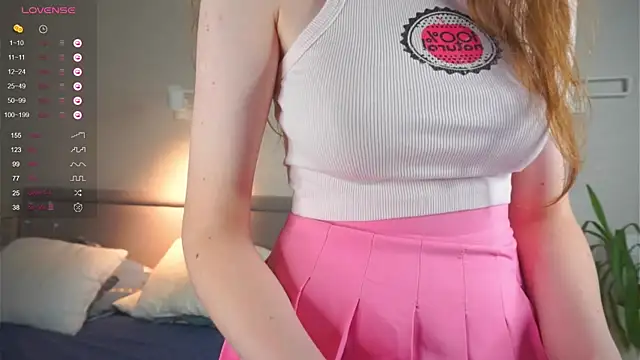 Snapshot of MegganKinson chatting on 11/27/25, 05:19 MegganKinson online show from 11/27/25, 05:19