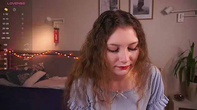 MegganKinson online show from 01/07/26, 05:23