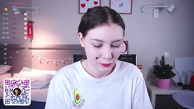 MegganKinson online show from 03/07/26, 05:25