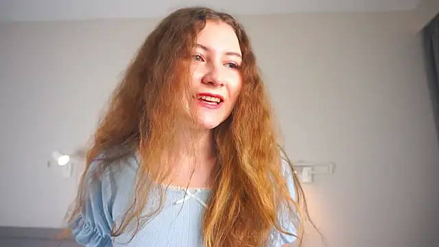 Snapshot of MegganKinson chatting on 10/26/25, 05:08 MegganKinson online show from 10/26/25, 05:08