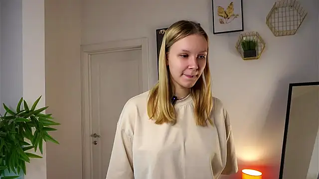 ElissaGlod online show from 10/27/25, 11:33