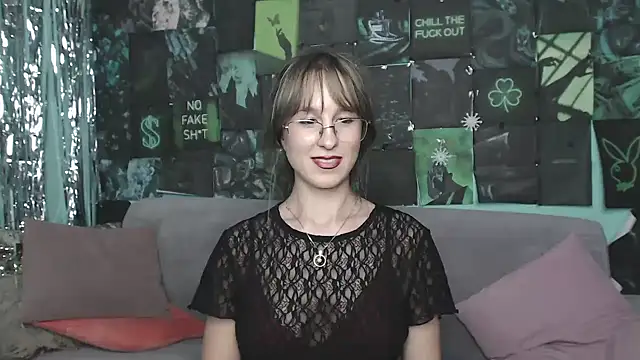 AlishaKellyi online show from 11/30/25, 05:47