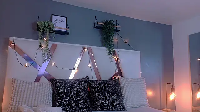 SeleneGibson   online show from 02/02/26, 07:35