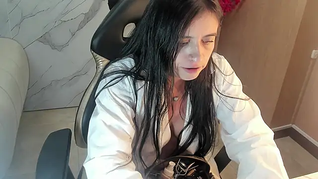 andrea tasty tf online show from 11/08/25, 12:52