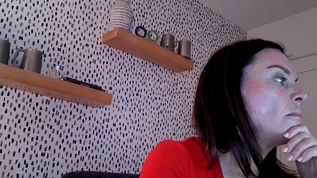sadiekae1 online show from 05/04/26, 05:11