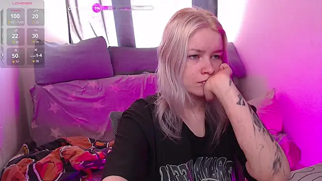 CherryNight6 online show from 03/28/26, 04:46