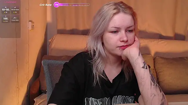 CherryNight6 online show from 11/18/25, 06:11