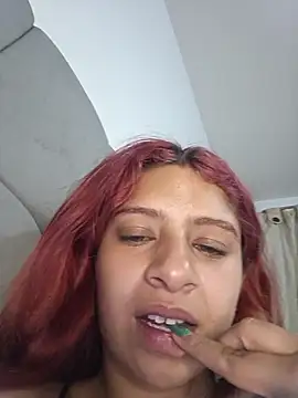Snapshot of Lunatemptress4 chatting on 01/09/26, 01:34 Lunatemptress4 online show from 01/09/26, 01:34