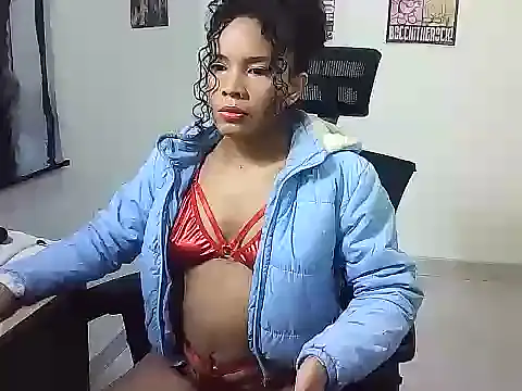 Gigi Scott  online show from 12/01/25, 03:29