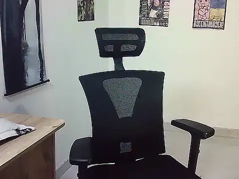 Gigi Scott  online show from 12/05/25, 01:38